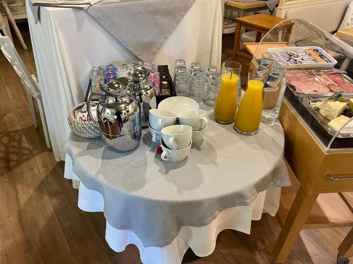 Gasthof "Zur Kanne" Markt Sankt Florian エクステリア 写真