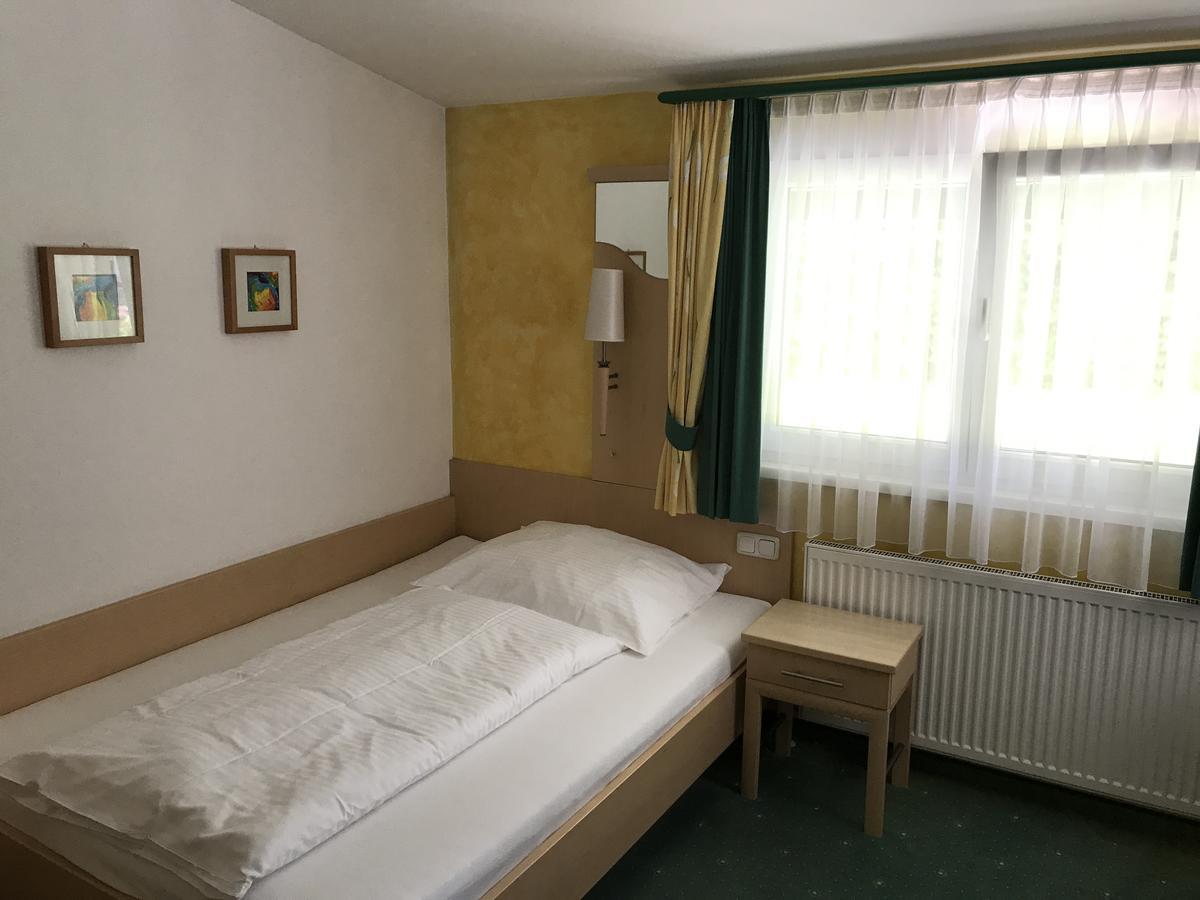 Gasthof "Zur Kanne" Markt Sankt Florian エクステリア 写真