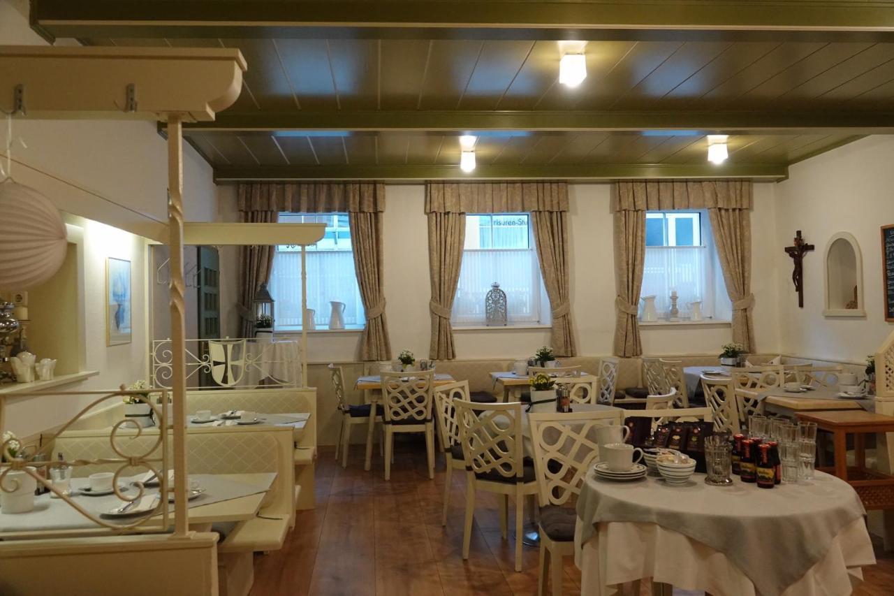 Gasthof "Zur Kanne" Markt Sankt Florian エクステリア 写真